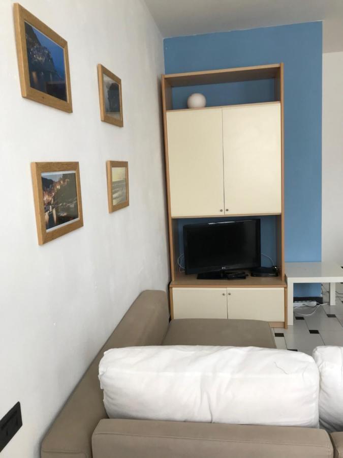 Piazza Staglieno - Appartamento Centralissimo A 30M Dalla Spiaggia Levanto Exterior photo